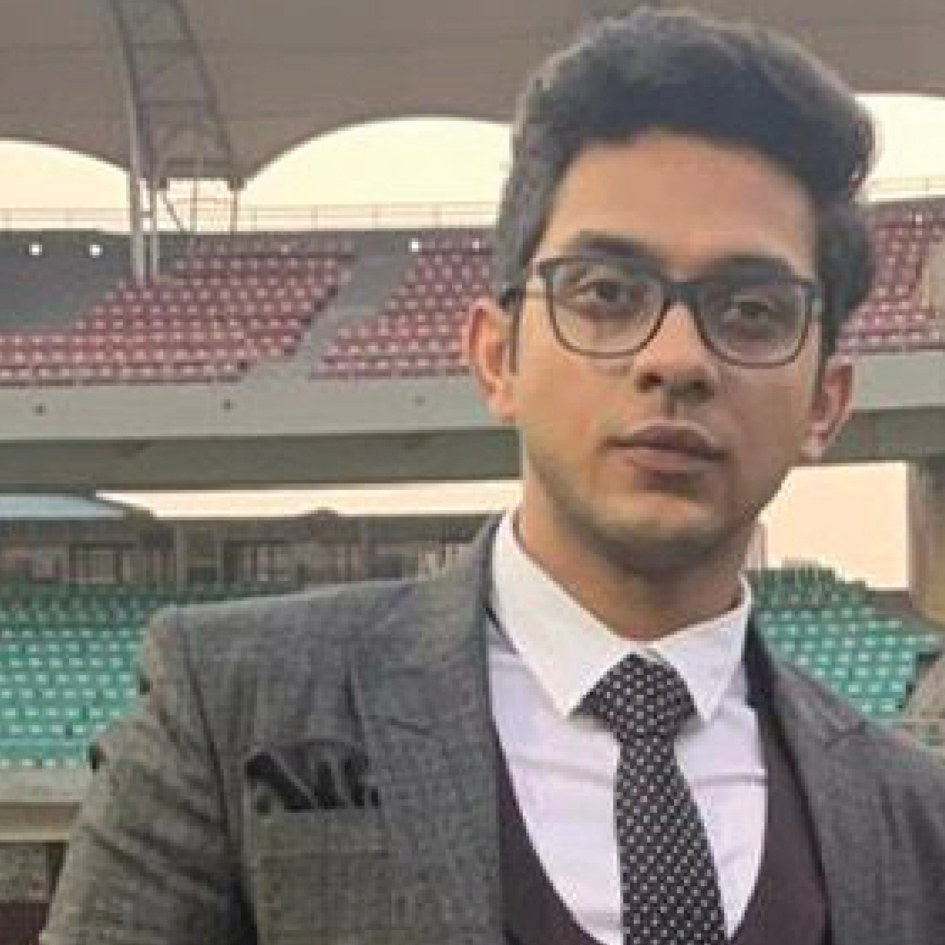 Dr. Talha Muneer